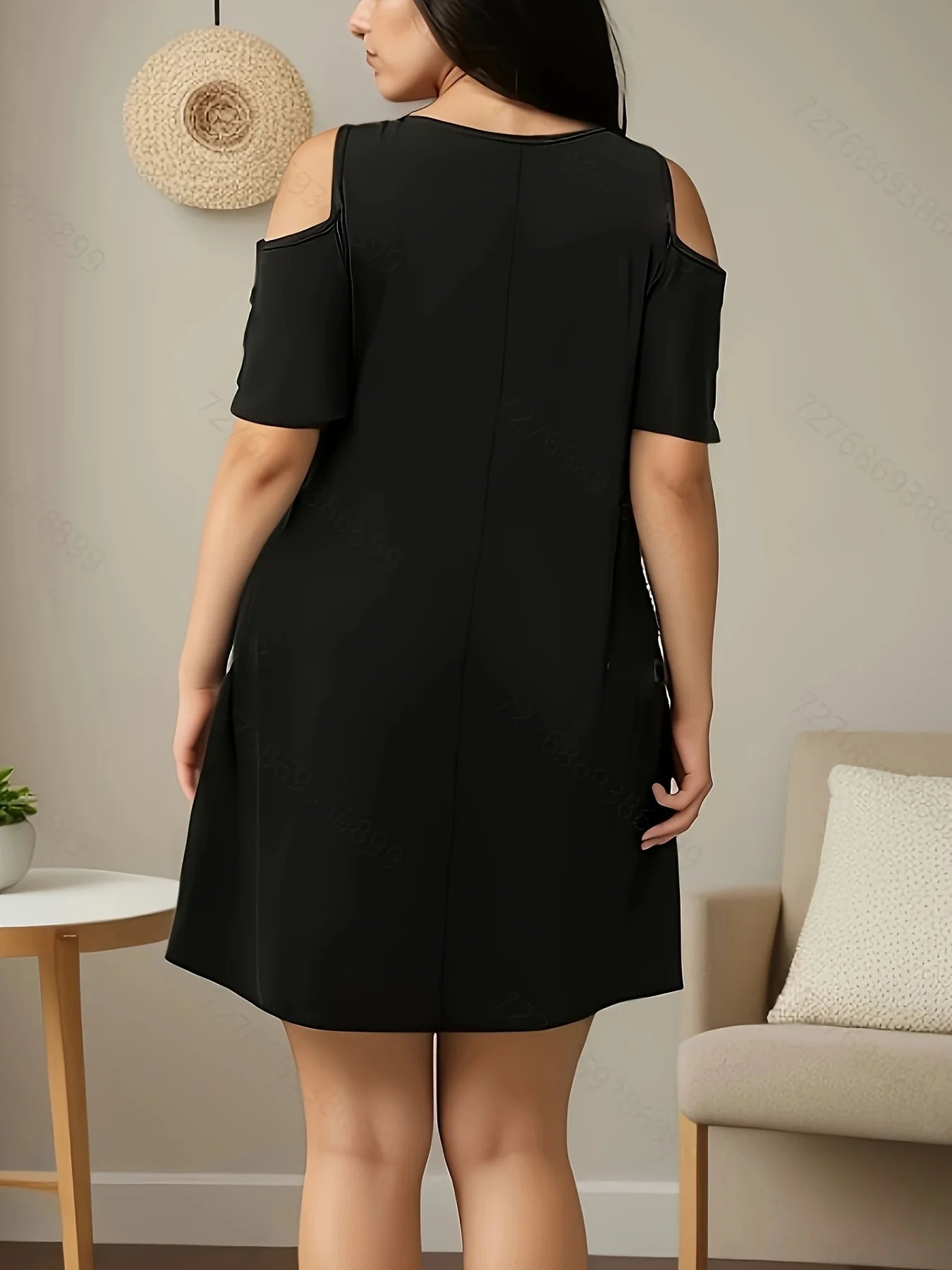 Plus Size Women's Cold Shoulder Dress
