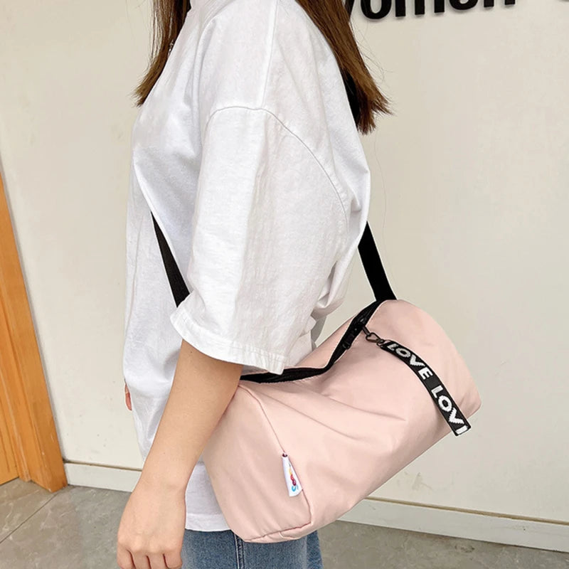 Women Medium Size Gym Bag Waterproof Fitness Training Bag Outdoor Travel Duffle Bag Men Sports Swim Bags Ultralight Yoga Gym Sports Backpack