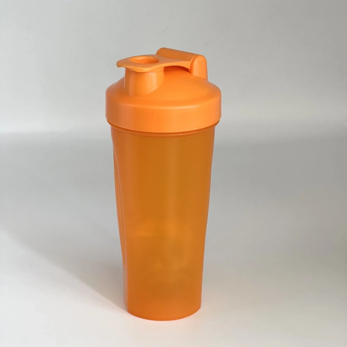600ml Plastic Shaker Cups