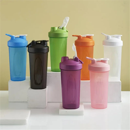 600ml Plastic Shaker Cups
