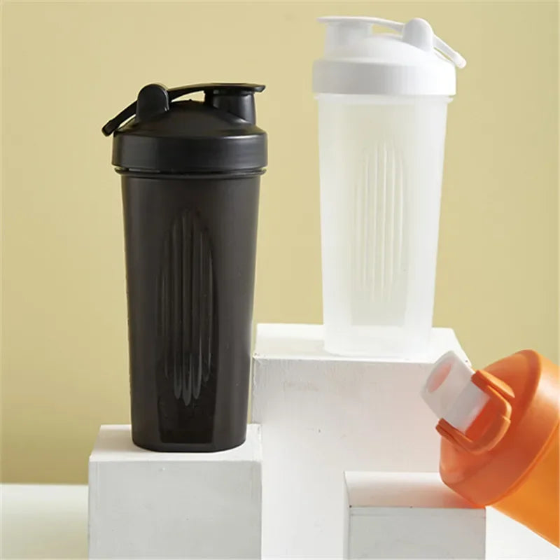 600ml Plastic Shaker Cups