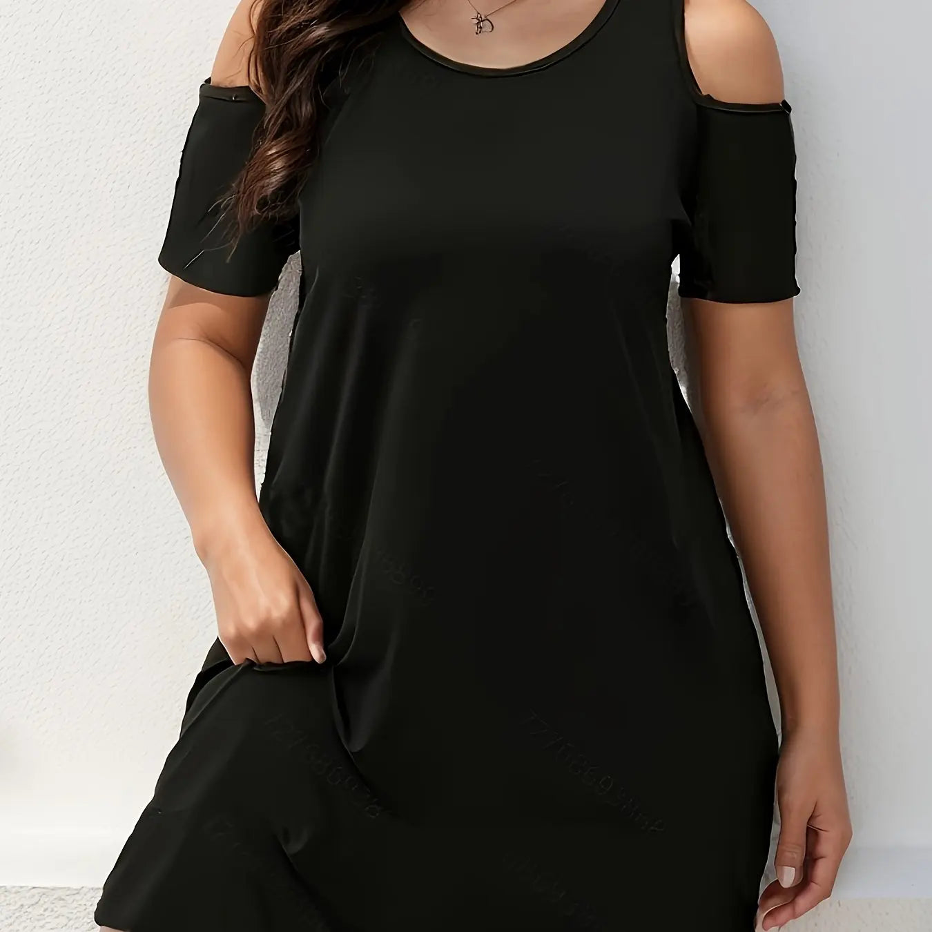 Plus Size Women's Cold Shoulder Dress