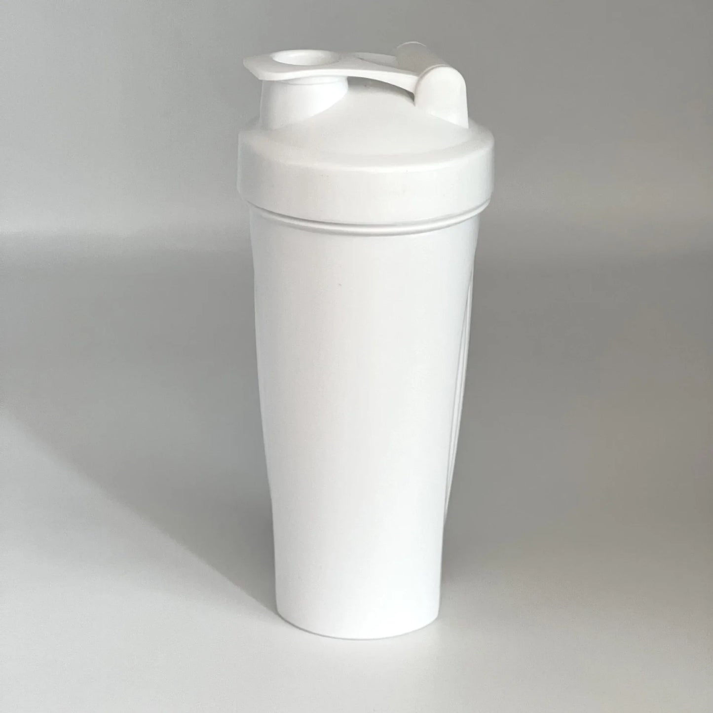 600ml Plastic Shaker Cups
